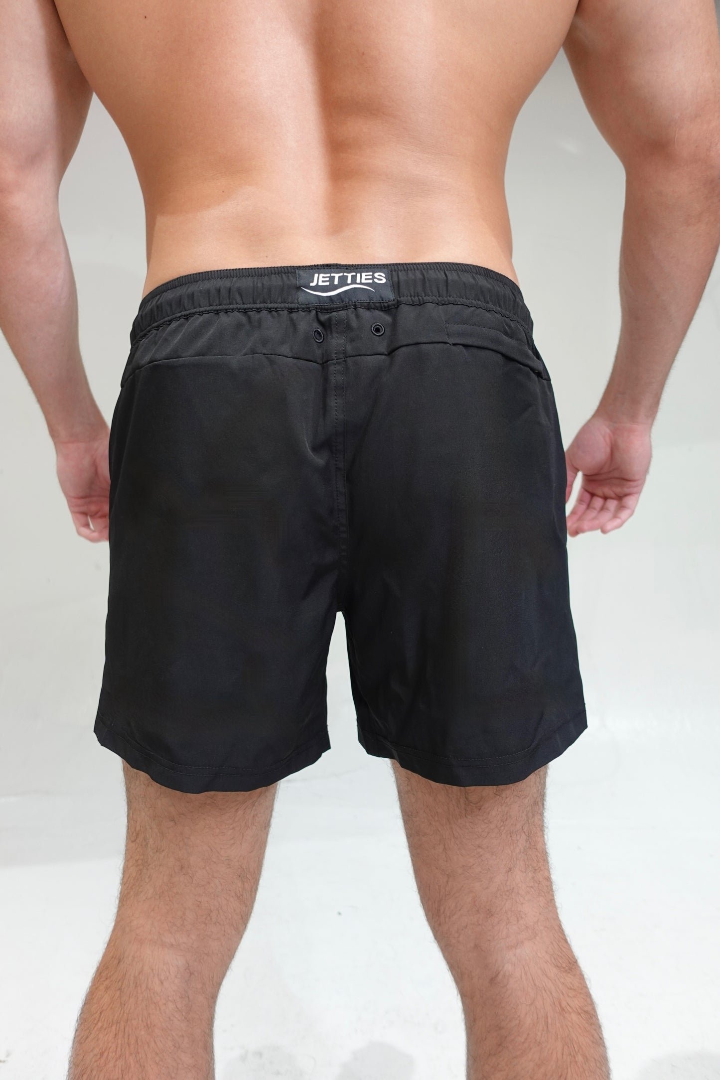 THE SOLIDS v2 - CLASSIC BLACK